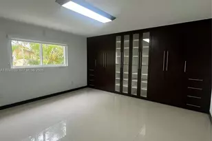 9210 SW 73rd Rd, Pinecrest, FL 33156 - Photo 4