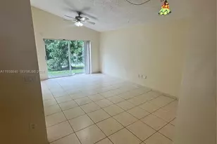 9957 W Elm Ln, Miramar, FL 33025 - Photo 8