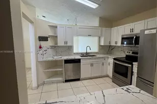 9957 W Elm Ln, Miramar, FL 33025 - Photo 4