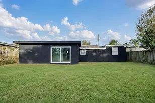 649 NW 24th Ave, Fort Lauderdale, FL 33311 - Photo 14