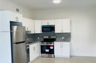 310 E 7th St, Hialeah, FL 33010 - Photo 4