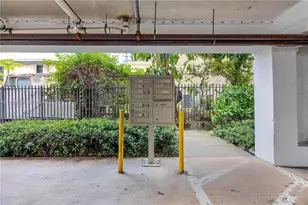 520 SW 5th St, Miami, FL 33130 - Photo 18