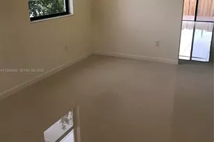 8806 NW 103rd Ave, Doral, FL 33178 - Photo 2