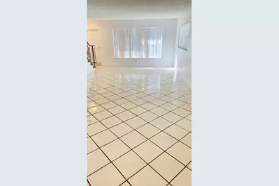 5407 NW 27th St #D2, Lauderhill, FL 33313 - Photo 8
