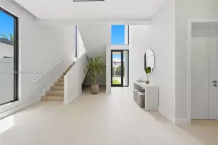 1117 SE 9th St, Fort Lauderdale, FL 33316 - Photo 2
