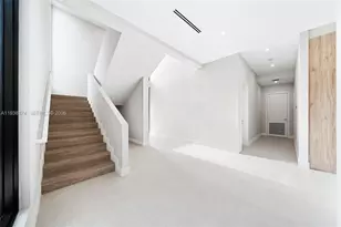 1117 SE 9th St, Fort Lauderdale, FL 33316 - Photo 10