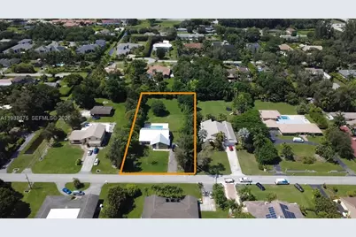 11501 SW 3rd St, Plantation, FL 33325 - Photo 1