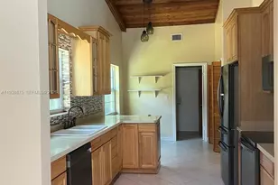 11501 SW 3rd St, Plantation, FL 33325 - Photo 10