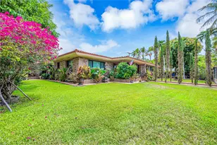 110 W Shore Dr W, Miami, FL 33133 - Photo 2