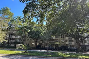 1800 Sans Souci Blvd, North Miami, FL 33181 - Photo 2