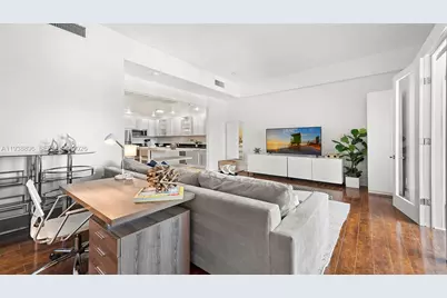 2301 Collins Ave #1632, Miami Beach, FL 33139 - Photo 12