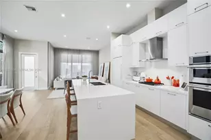 8144 NW 43rd St, Doral, FL 33166 - Photo 8