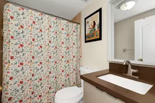 13564 NW 7th St, Pembroke Pines, FL 33028 - Photo 22