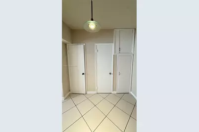 330 74th St #16, Miami Beach, FL 33141 - Photo 14