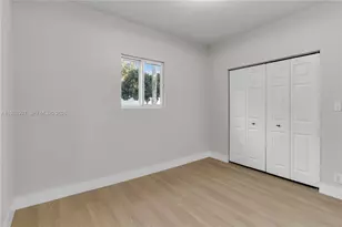 559 NW 2nd St, Florida City, FL 33034 - Photo 16