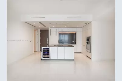 300 Biscayne Boulevard Way #4305W, Miami, FL 33131 - Photo 26