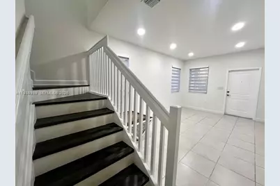 2653 SE 13th Ct, Homestead, FL 33035 - Photo 6