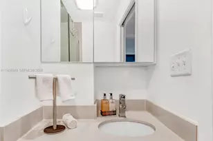 3250 NE 1st Ave, Miami, FL 33137 - Photo 18