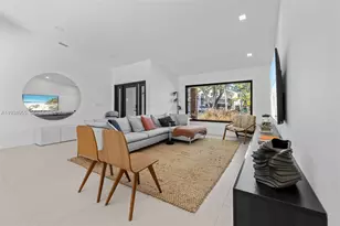 7910 NW 169th Terrace, Miami Lakes, FL 33016 - Photo 8