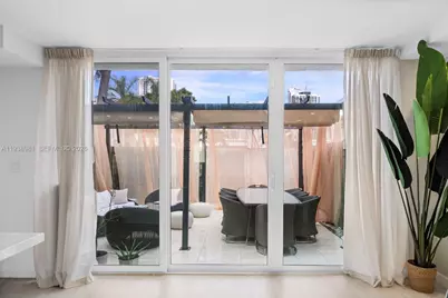 918 NE 26th Ave #918, Hallandale Beach, FL 33009 - Photo 16