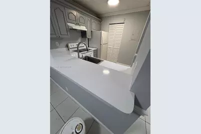 1170 NW 80th Ave #109, Margate, FL 33063 - Photo 2