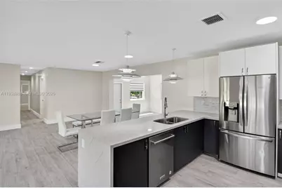 6090 SW 63rd Ave, South Miami, FL 33143 - Photo 8