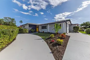 4712 Cleveland St, Hollywood, FL 33021 - Photo 2