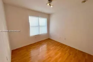 7326 Collins Ave, Miami Beach, FL 33141 - Photo 16