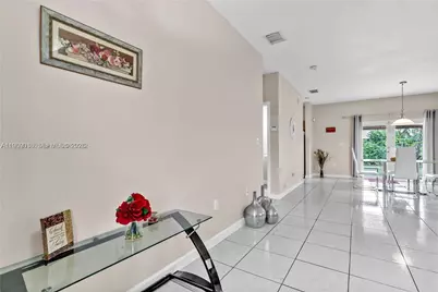 1081 NE 41st Ter, Homestead, FL 33033 - Photo 4