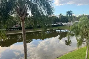 160 SW 117th Terrace, Pembroke Pines, FL 33025 - Photo 2