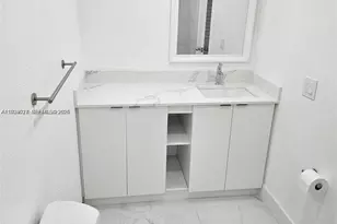 9440 Fontainebleau Blvd, Miami, FL 33172 - Photo 4