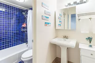 100 Lincoln Rd, Miami Beach, FL 33139 - Photo 24