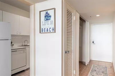 100 Lincoln Rd #431, Miami Beach, FL 33139 - Photo 20