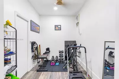 343 NE 37th Ter #343, Homestead, FL 33033 - Photo 4