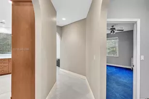 8720 NW 18th St, Coral Springs, FL 33071 - Photo 36