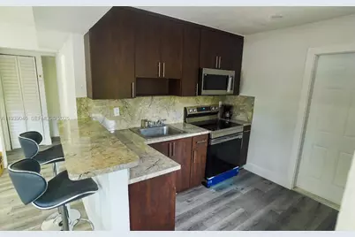 13890 NW 5th Ave, North Miami, FL 33168 - Photo 4