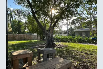 404 SE 14th St, Fort Lauderdale, FL 33316 - Photo 20