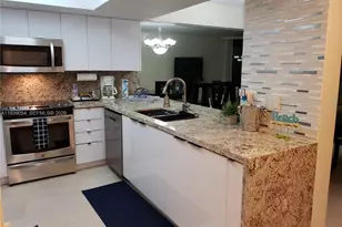 17375 Collins Ave, Sunny Isles Beach, FL 33160 - Photo 8