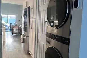 7360 W 29th Ave, Hialeah, FL 33018 - Photo 6