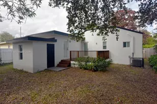 1084 NW 66th St, Miami, FL 33150 - Photo 34