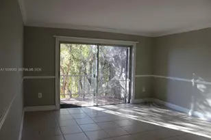 9441 SW 76th St, Miami, FL 33173 - Photo 4