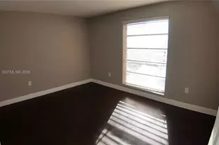 9441 SW 76th St, Miami, FL 33173 - Photo 10