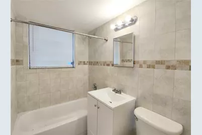 1565 SW 6th St, Miami, FL 33135 - Photo 10