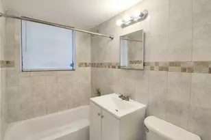 1565 SW 6th St, Miami, FL 33135 - Photo 10