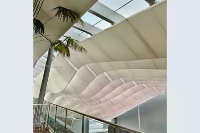 68 SE 6th St #2507, Miami, FL 33131 - Photo 32