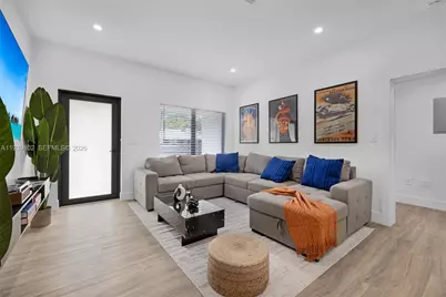 121 NW 53rd St, Miami, FL 33127 - Photo 8