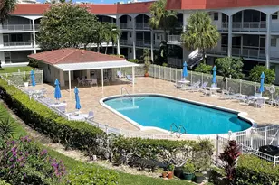 501 Blue Heron Dr, Hallandale Beach, FL 33009 - Photo 2