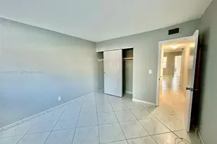 501 Blue Heron Dr, Hallandale Beach, FL 33009 - Photo 18