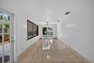 631 NE 56th Ct, Oakland Park, FL 33334 - Photo 18