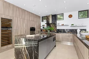 17050 NE 35th Ave, North Miami Beach, FL 33160 - Photo 18